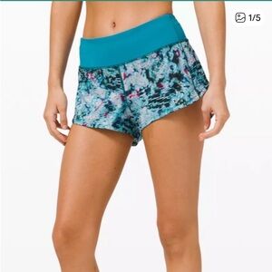 Lululemon Speed Up Shorts Quick Start / Hawaiian Blue Size 8 tall